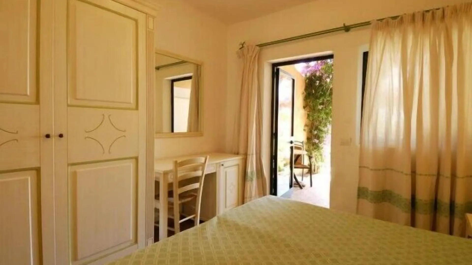 *** Campsite Camping Village Capo D'Orso Palau Italy